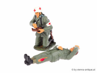 LINEOL/DUSCHA SOLDAT VERWUNDETER MIT SANITÄTER