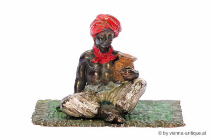 VIENNA BRONZE SITZENDER ARABER