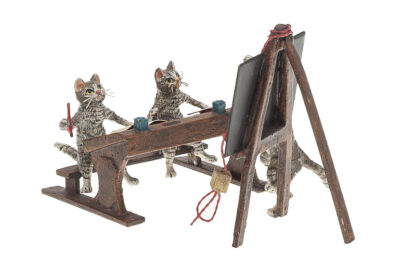 Bronzefigur Katzenszene in der Schule – Bild 2