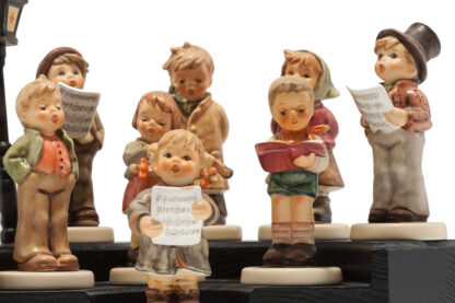 Hummel Weihnachtskapelle, Sängergruppe 10 Figuren – Bild 5