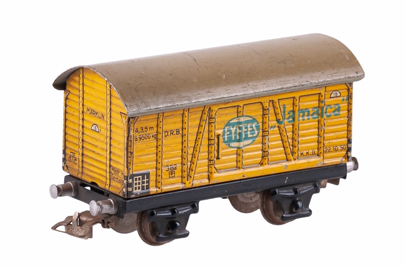 Märklin 34157 mit passendem Zug Maerklin-H0-Bananenwagen-Jamaica-382-1-1