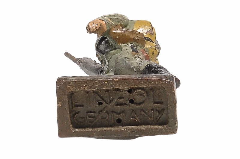 Lineol Soldat marschierend mit MG 3 Lineol Soldat marschierend mit MG3