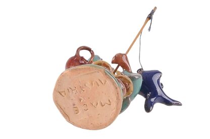 Asiate beim Fischen Keramik Figur Miniatur Made in Austria1