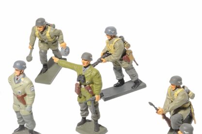 Lineol Duscha WW2 German Paratropp 10 Stück Fallschirmspringer7
