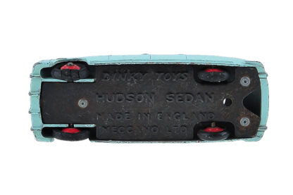 Dinky Toys Hudson Sedan rotblau