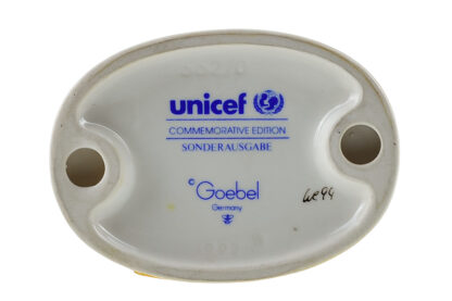 Hummelfigur 662/0 Unicef "lass uns zusammen stehen"