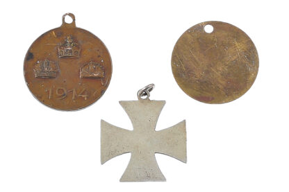Drei patriotische Abzeichen WW1