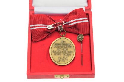 Orden für Verdienste um das Österreichische rote Kreuz + Miniatur – Bild 3