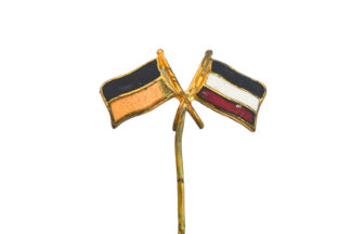 Patriotika Kappenabzeichen 2 Fahnen / Flaggen