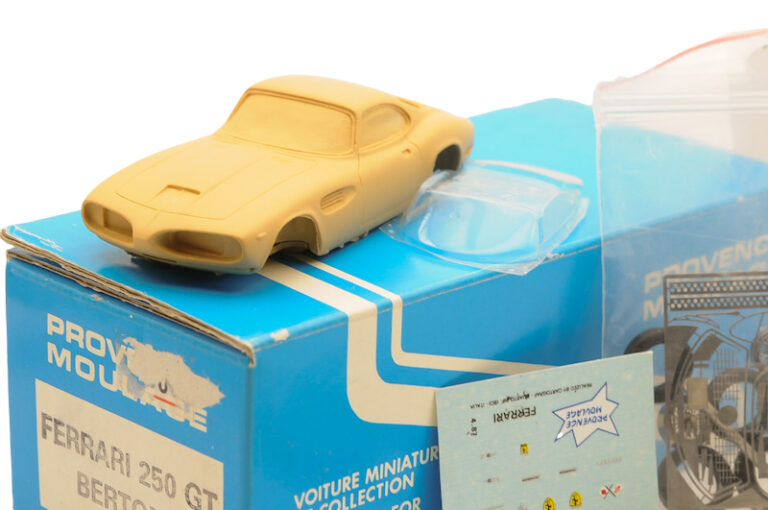 Provence Moulage - 1:43 - Ferrari Cunningham C5R # 2 Le - Catawiki
