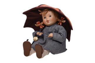 Goebel Hummel Puppe Geborgen Mädchen mit Schirm