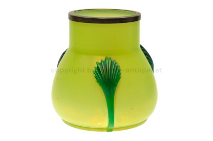 Jugendstil Art Deco Glasvase grün mit Montierung – Bild 4