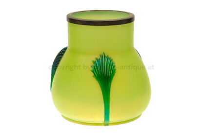 Jugendstil Art Deco Glasvase grün mit Montierung – Bild 2