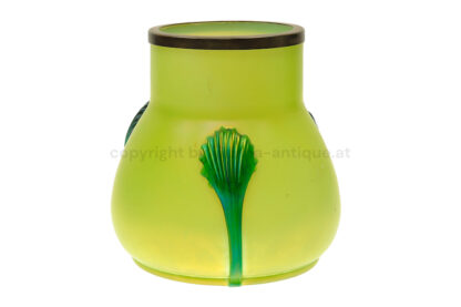 Jugendstil Art Deco Glasvase grün mit Montierung – Bild 3
