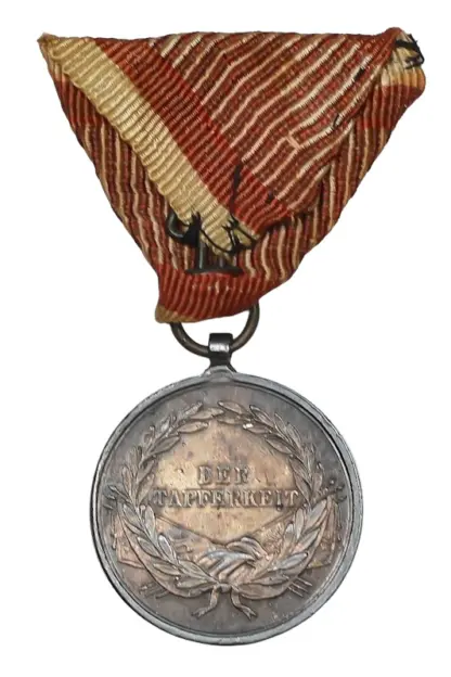 Silberne Tapferkeitsmedaille Kaiser Franz Josef – Bild 3