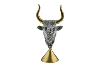 Bronze Figur Gluttöter Stier