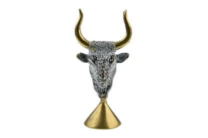 Bronze Figur Gluttöter Stier