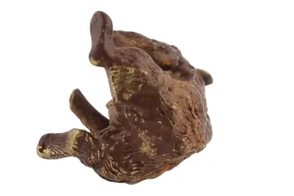 Bergmann Bronzefigur Braunbär sitzend – Bild 4