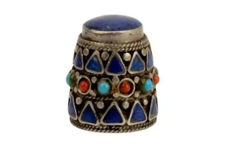 Silberner Fingerhut mit Lapislazuli Kuppe und Einlegearbeiten Sammlerstück Fingerhut, thimble, silver, silber, Vintage-249