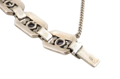 Silber Armband im Art Deco Stil mit violetten Steinen