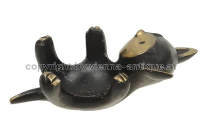 Herta Baller Bronzefigur liegende Katze Made in Austria – Bild 3