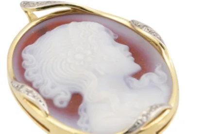 Lagenstein Kamee Anhänger in Gold mit Diamanten – Bild 3