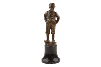 Bronzefigur eines Jüngling um 1920