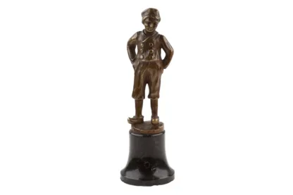 Bronzefigur eines Jüngling um 1920