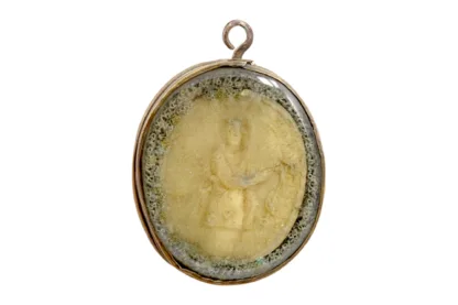 Ovale Reliquie mit Klosterarbeit und Wachsmedaillon – Bild 5