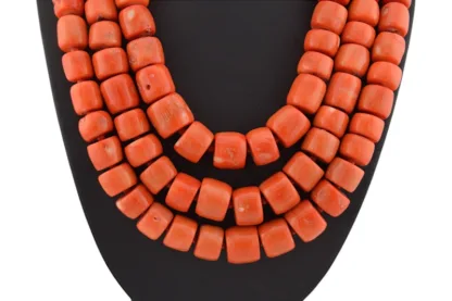 Dreireihige Bambuskorallen Kette – Bild 2