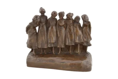 Sieben Mädchen in einer Reihe Bronze von Rudolf Marschall um 1900
