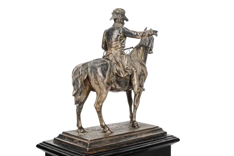 Versilberte Statuette Feldmarschall Radetzky auf Holzsockel 8 Versilberte Statuette Feldmarschall Radetzky auf Holzsockel – Bild 8