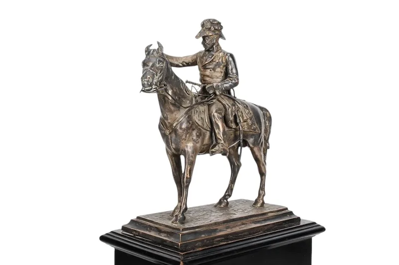 Versilberte Statuette Feldmarschall Radetzky auf Holzsockel 4 Versilberte Statuette Feldmarschall Radetzky auf Holzsockel – Bild 4
