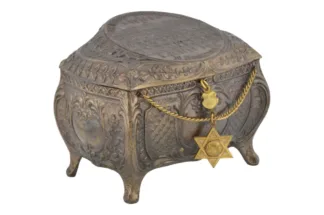 Ballspende Genfer Ball Wien 1914