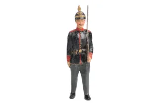 Firma Pfeiffer Figur deutscher Soldat mit Pickelhaube