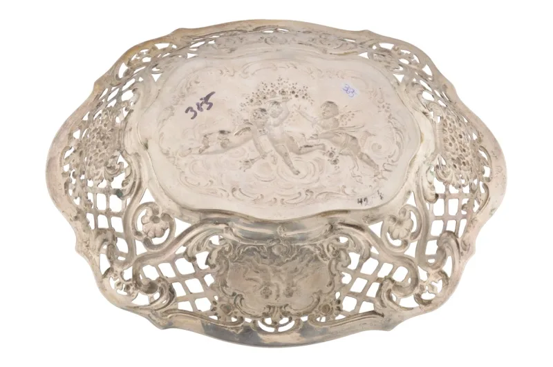 Deutsche florale Silberschale mit Szene spielender Engel 7 Deutsche florale Silberschale mit Szene spielender Engel – Bild 7