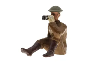 Lineol Soldat mit Fernglas Knie beobachtend