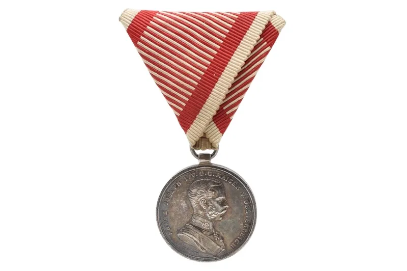 Silberne Tapferkeitsmedaille 2. Klasse Kaiser Franz Josef 1 Silberne Tapferkeitsmedaille 2. Klasse Kaiser Franz Josef