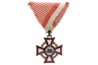 Hier sehen Sie das Militärverdienstkreuz 3. Klasse mit KD.