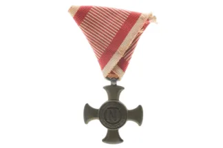 Eisernes Verdienstkreuz FJ 1916 am Band