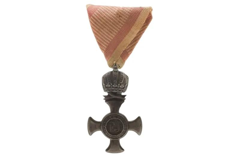 Eisernes Verdienstkreuz mit Krone FJ 1916 1 Eisernes Verdienstkreuz mit Krone FJ 1916