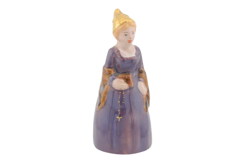 Kirchgängerin in Goldhaube von Gmundner Keramik MNr 2180 1 Kirchgängerin in Goldhaube von Gmundner Keramik MNr 2180