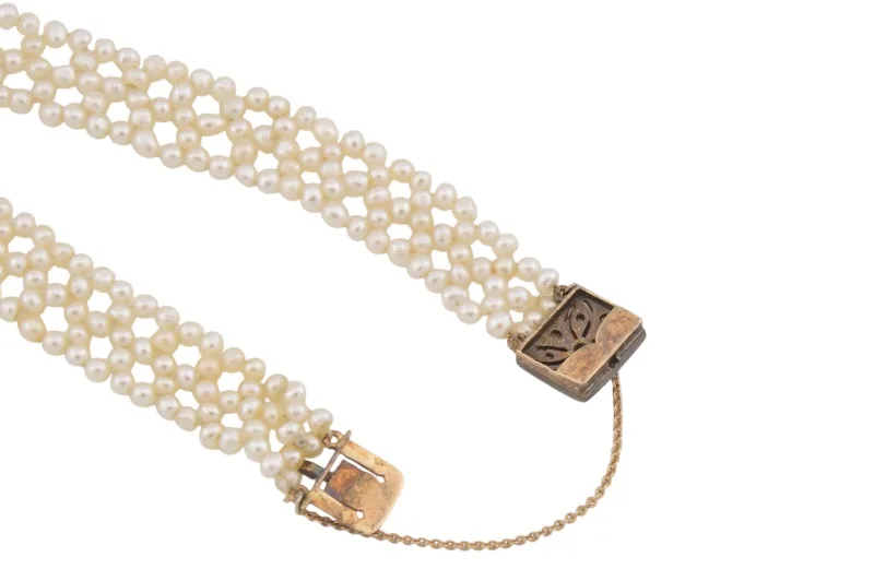 Süsswasserperlen Armband mit 14K Goldschliesse und Brillanten 6 Süsswasserperlen Armband mit 14K Goldschliesse und Brillanten – Bild 6