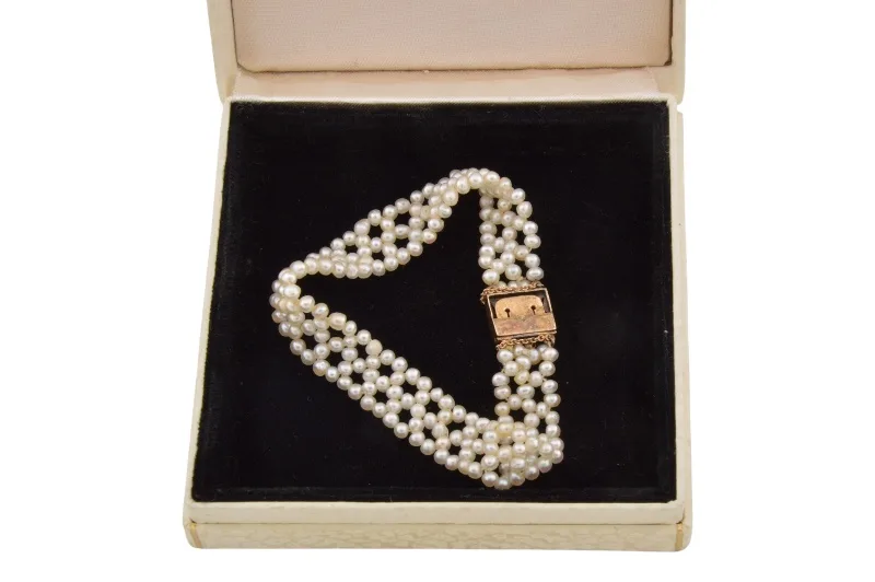 Süsswasserperlen Armband mit 14K Goldschliesse und Brillanten 4 Süsswasserperlen Armband mit 14K Goldschliesse und Brillanten – Bild 4