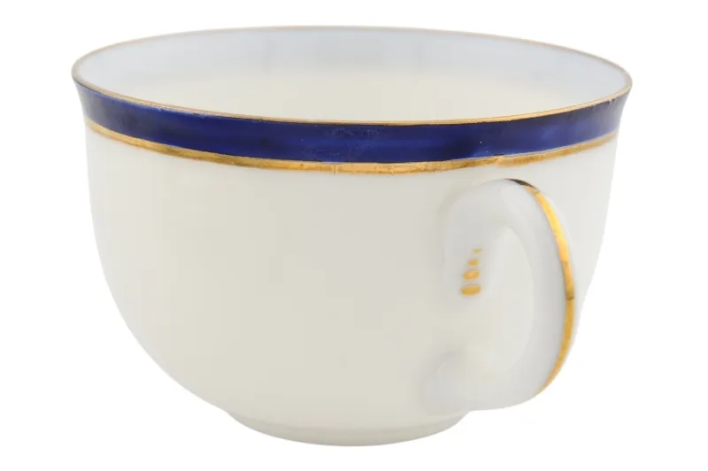 Augarten Porzellan Mokkatasse und Untertasse mit blau goldenen Details 3 Augarten Porzellan Mokkatasse und Untertasse mit blau goldenen Details – Bild 3