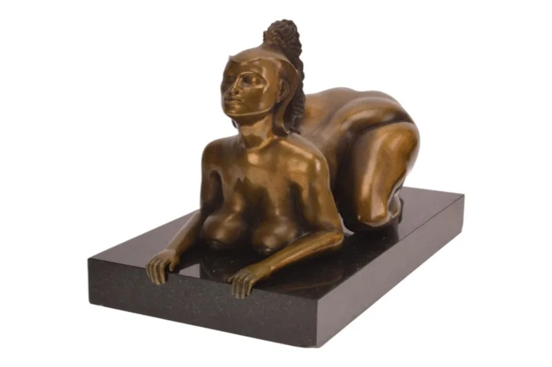 Ernst Fuchs Die Sphinx I Bronzefigur auf Marmorsockel 3 Ernst Fuchs Die Sphinx I Bronzefigur auf Marmorsockel – Bild 3