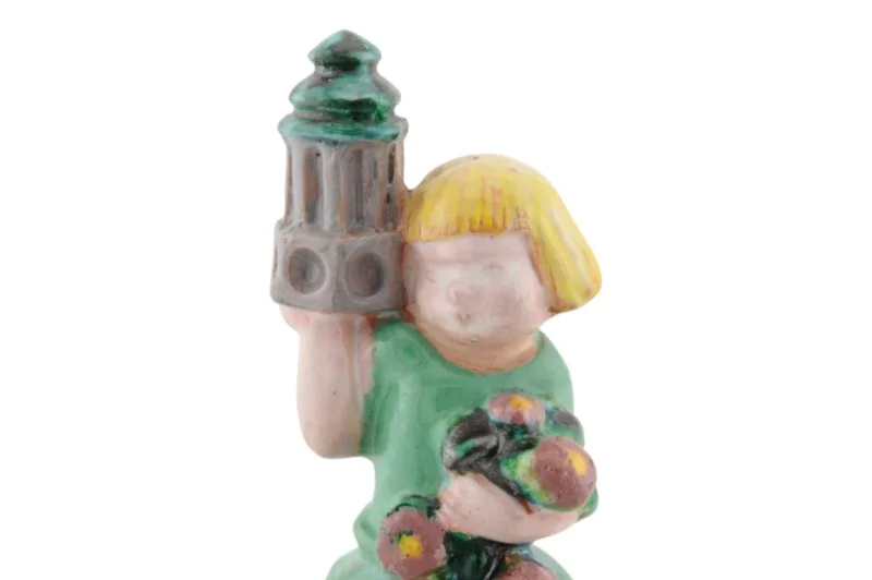 Mädchen Figur mit Blumen und Turm Schleiss Keramik 4 Mädchen Figur mit Blumen und Turm Schleiss Keramik – Bild 4