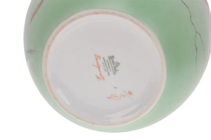 Blassgrüne Rosenthal Porzellanvase mit handgemaltem Blumenmotiv 7 Blassgrüne Rosenthal Porzellanvase mit handgemaltem Blumenmotiv – Bild 7