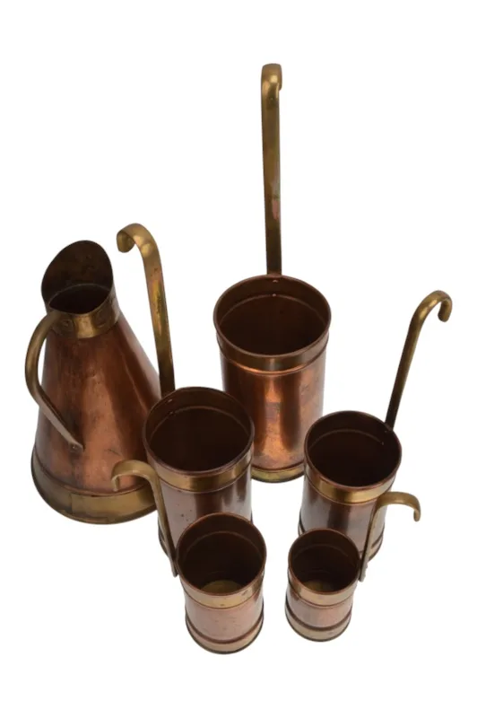 Kupfer Set aus fünf Messbechern und Kanne von Jean Paul Thevenot 7 Kupfer Set aus fünf Messbechern und Kanne von Jean Paul Thevenot – Bild 7
